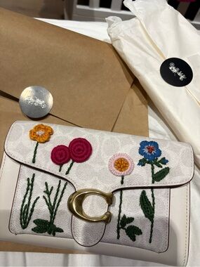 Coach Tabby Chain Clutch flower Canvas